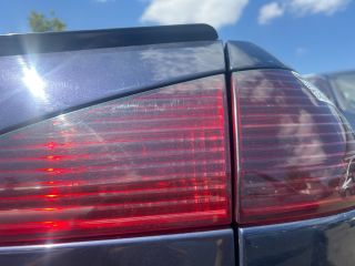 bontott PEUGEOT 607 Jobb Belső Hátsó Lámpa