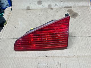 bontott PEUGEOT 607 Jobb Belső Hátsó Lámpa