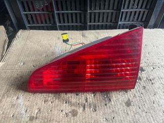 bontott PEUGEOT 607 Jobb Belső Hátsó Lámpa