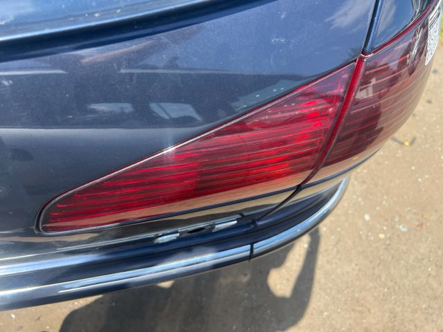 bontott PEUGEOT 607 Jobb Belső Hátsó Lámpa