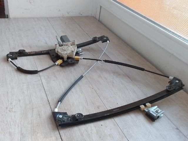 bontott PEUGEOT 607 Jobb első Ablakemelő Szerkezet (Elektromos)