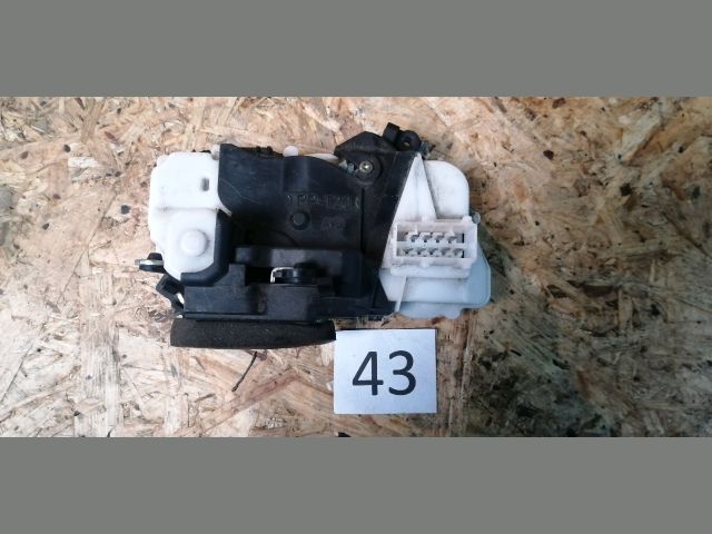 bontott PEUGEOT 607 Jobb első Ajtózár