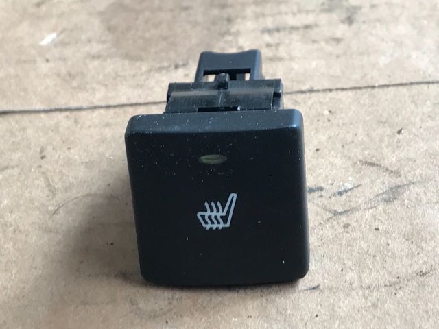 bontott PEUGEOT 607 Jobb első Ülésfűtés Kapcsoló