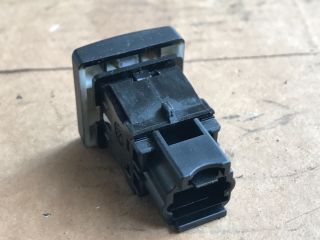 bontott PEUGEOT 607 Jobb első Ülésfűtés Kapcsoló