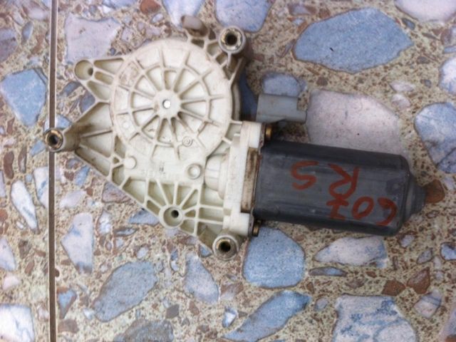 bontott PEUGEOT 607 Jobb hátsó Ablakemelő Motor