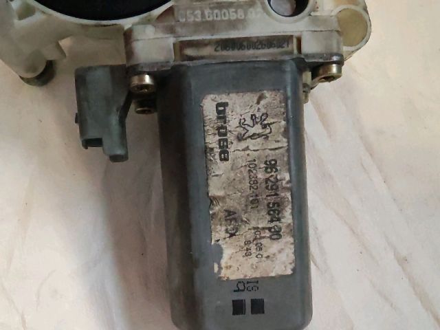 bontott PEUGEOT 607 Jobb hátsó Ablakemelő Motor