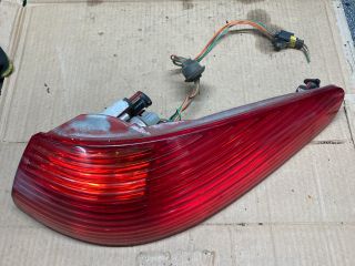 bontott PEUGEOT 607 Jobb Külső Hátsó Lámpa