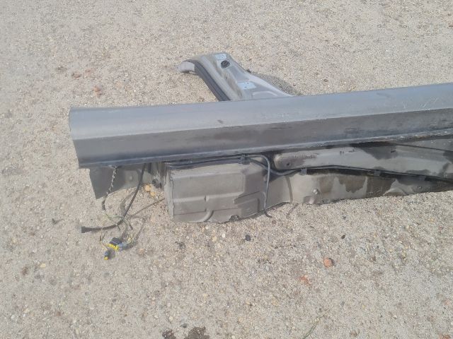 bontott PEUGEOT 607 Jobb Küszöb