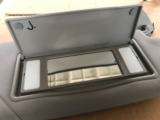 bontott PEUGEOT 607 Jobb Napellenző