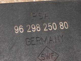 bontott PEUGEOT 607 Komfort Elektronika