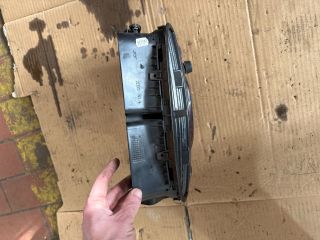 bontott PEUGEOT 607 Középső Szellőző