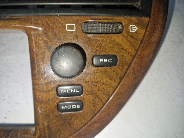 bontott PEUGEOT 607 Középső Szellőző