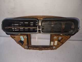 bontott PEUGEOT 607 Középső Szellőző