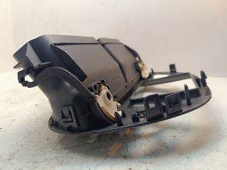 bontott PEUGEOT 607 Középső Szellőző