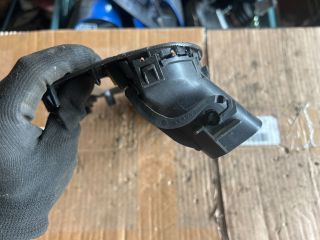 bontott PEUGEOT 607 Középső Szellőző