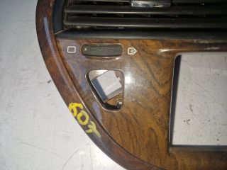 bontott PEUGEOT 607 Középső Szellőző