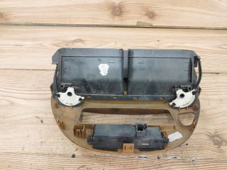 bontott PEUGEOT 607 Középső Szellőző