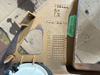 bontott PEUGEOT 607 Középső Szellőző