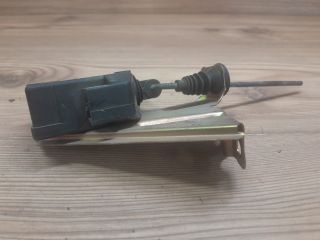 bontott PEUGEOT 607 Központizár Motor Tankajtó