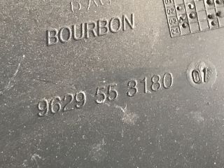 bontott PEUGEOT 607 Pollenszűrő Ház