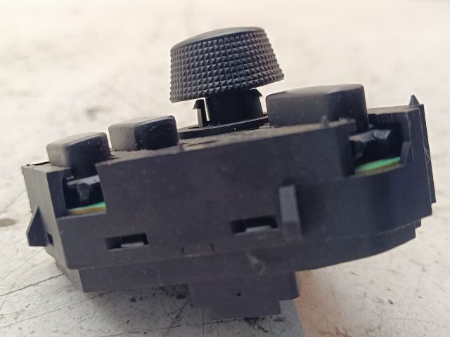 bontott PEUGEOT 607 Rádió / CD Kapcsoló