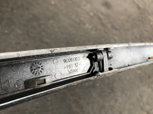 bontott PEUGEOT 607 Tető Díszléc