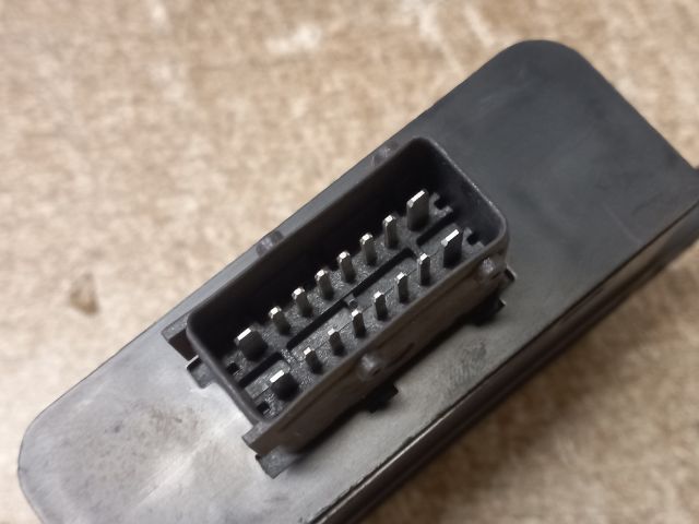 bontott PEUGEOT 607 Üzemanyag Befecskendező Vezérlő