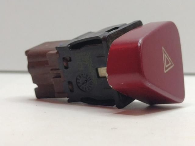 bontott PEUGEOT 607 Vészvillogó Kapcsoló