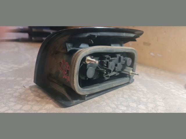 bontott PEUGEOT 806 Bal Külső Hátsó Lámpa