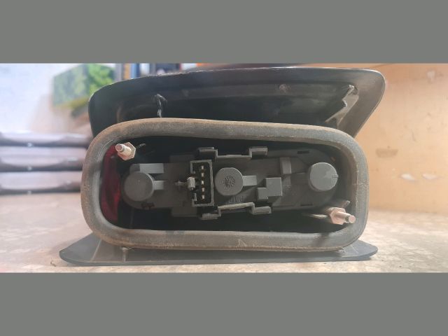 bontott PEUGEOT 806 Bal Külső Hátsó Lámpa