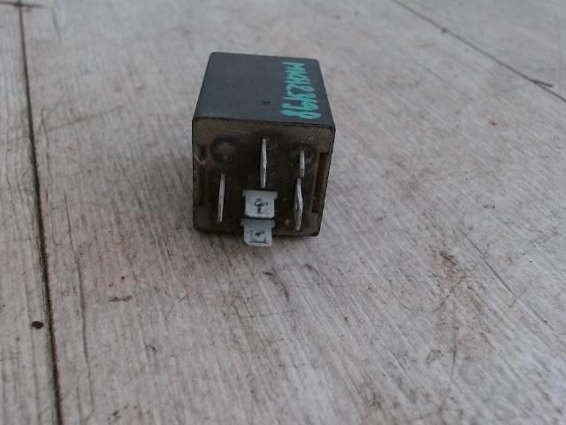 bontott PEUGEOT 806 Relé
