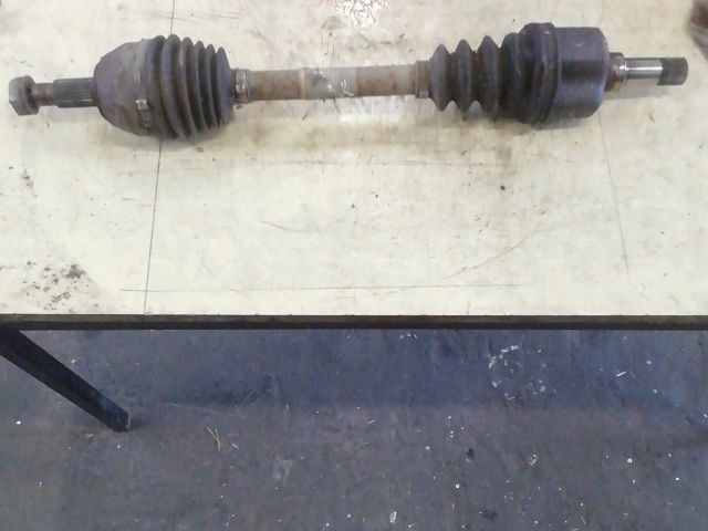 bontott PEUGEOT 807 Bal Féltengely