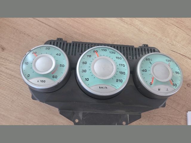 bontott PEUGEOT 807 Kilométeróra