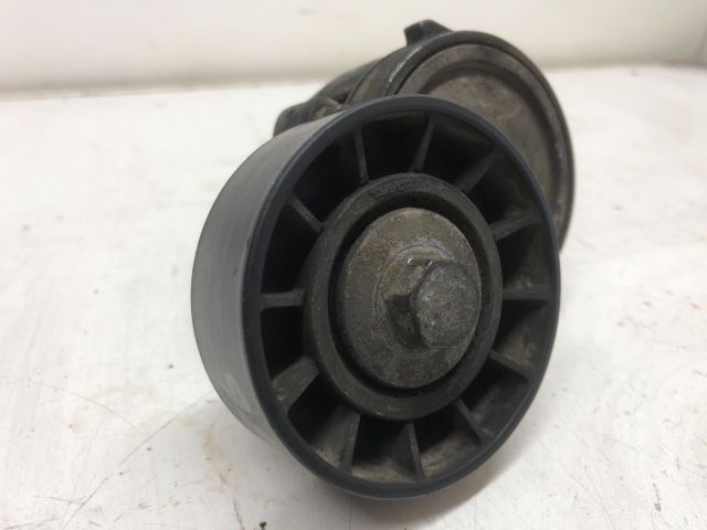 bontott PEUGEOT 807 Szíjfeszítő Görgő