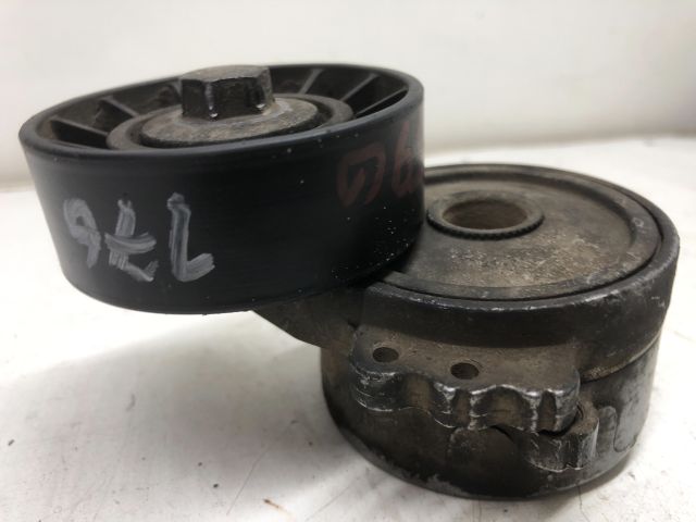 bontott PEUGEOT 807 Szíjfeszítő Görgő