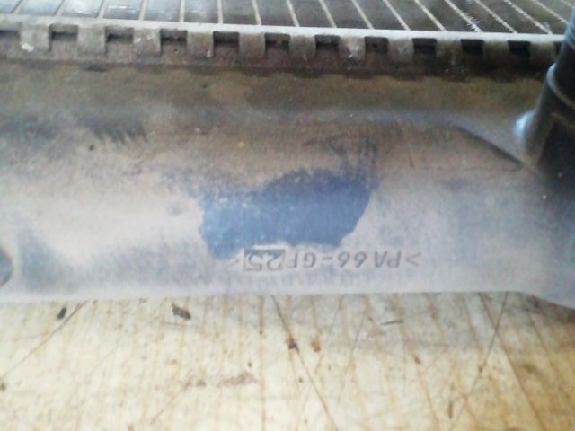 bontott PEUGEOT 807 Vízhűtő Radiátor (Klímás)