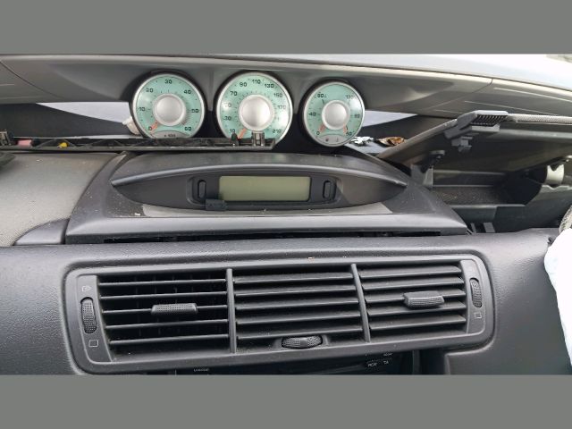 bontott PEUGEOT 807 Vízhűtő Radiátor (Klímás)