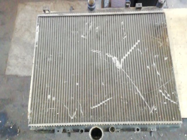 bontott PEUGEOT 807 Vízhűtő Radiátor (Klímás)
