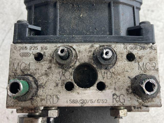 bontott PEUGEOT 807 ABS Kocka