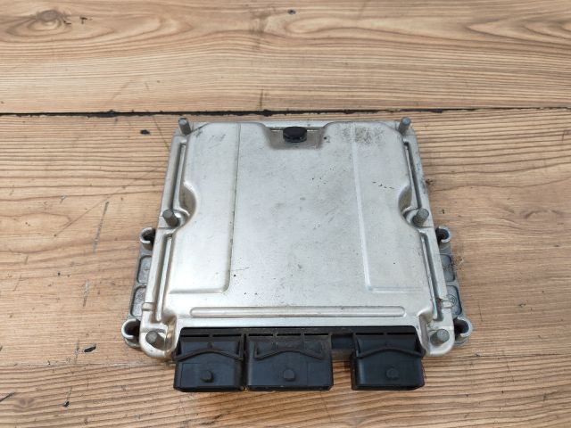 bontott PEUGEOT 807 Motorvezérlő