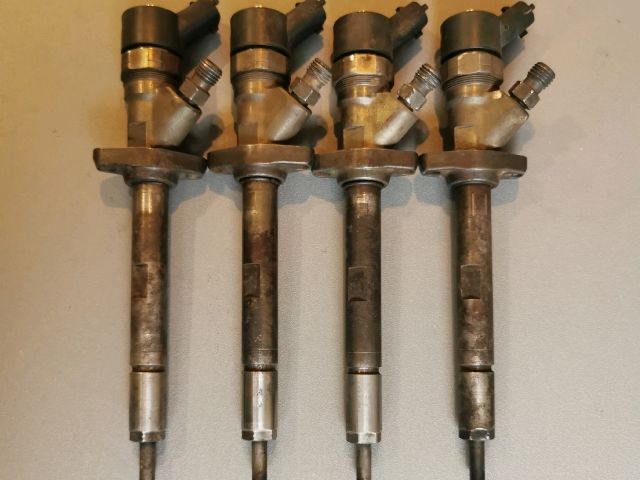 bontott PEUGEOT 807 Porlasztó Sor / Híd