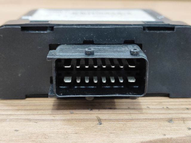 bontott PEUGEOT 807 Üzemanyag Szivattyú Relé