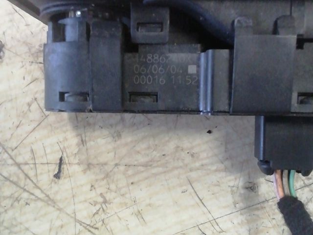 bontott PEUGEOT 807 Bal első Ablakemelő Kapcsoló