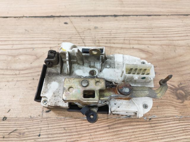 bontott PEUGEOT 807 Bal első Ajtózár