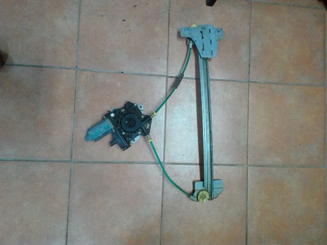 bontott PEUGEOT 807 Bal hátsó Ablakemelő Szerkezet (Elektromos)