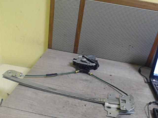 bontott PEUGEOT 807 Bal hátsó Ablakemelő Szerkezet (Elektromos)