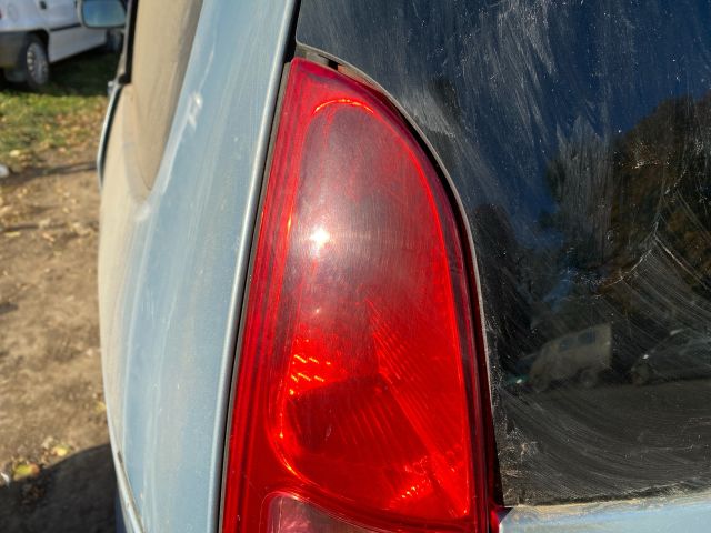 bontott PEUGEOT 807 Bal Hátsó Lámpa