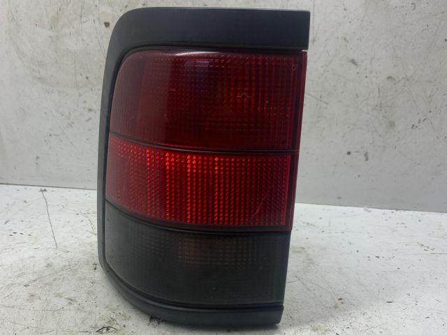 bontott PEUGEOT 807 Bal Hátsó Lámpa