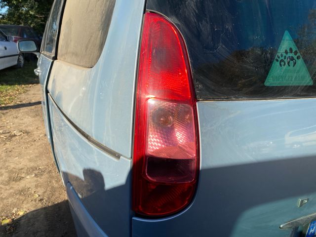 bontott PEUGEOT 807 Bal Hátsó Lámpa