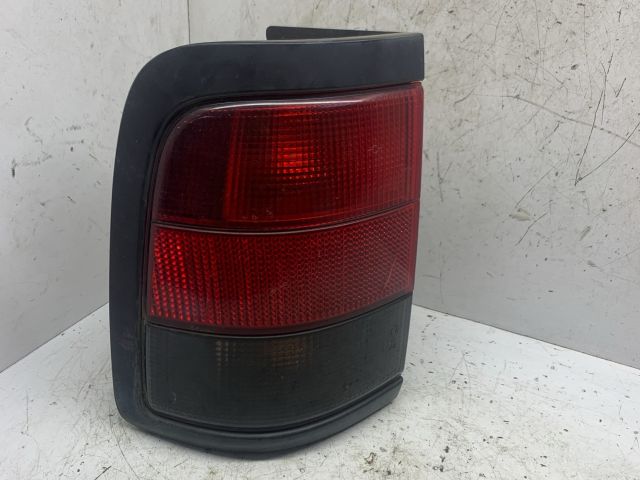 bontott PEUGEOT 807 Bal Hátsó Lámpa